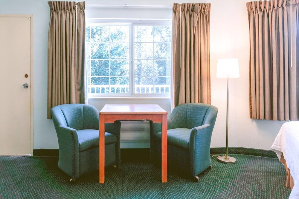 Riverfront Inn Roseburg Eksteriør bilde