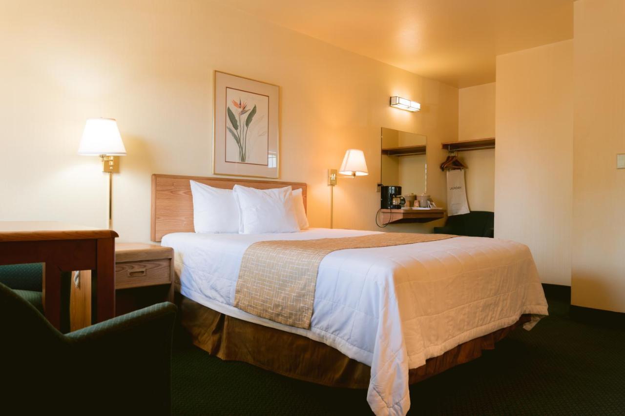 Riverfront Inn Roseburg Eksteriør bilde