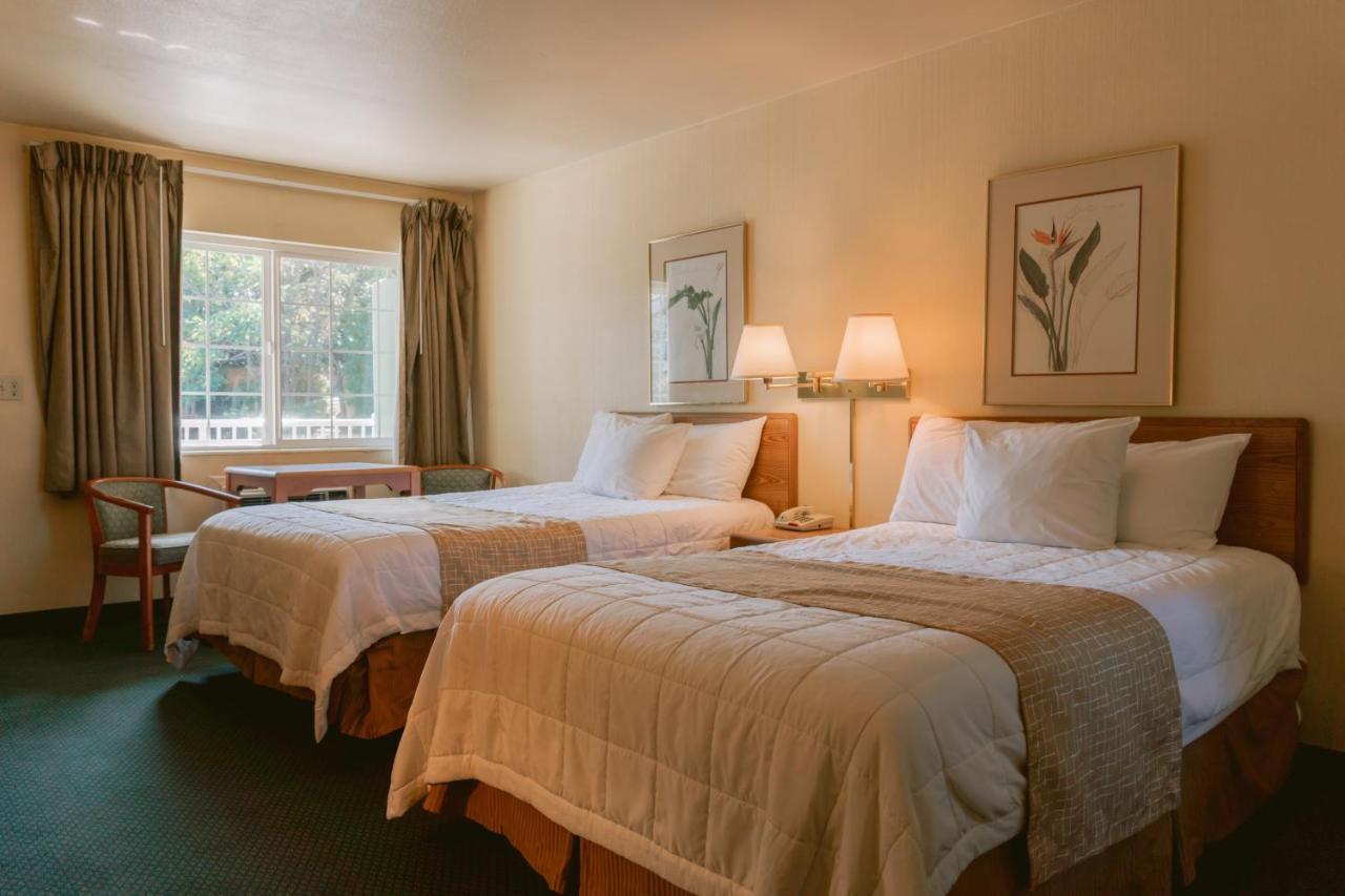 Riverfront Inn Roseburg Eksteriør bilde